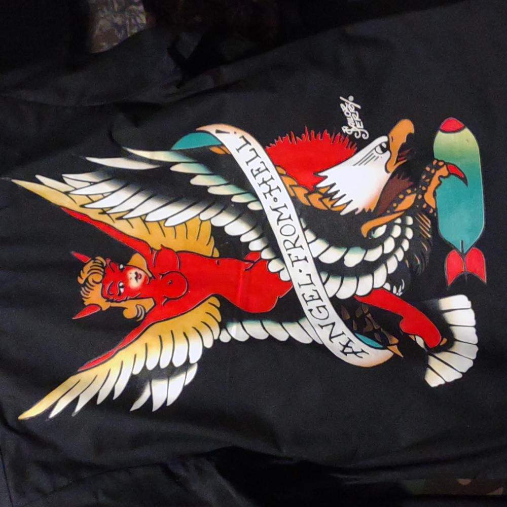 N.W.T. Sailor Jerry L/S work shirt with flash on back. Size medium.